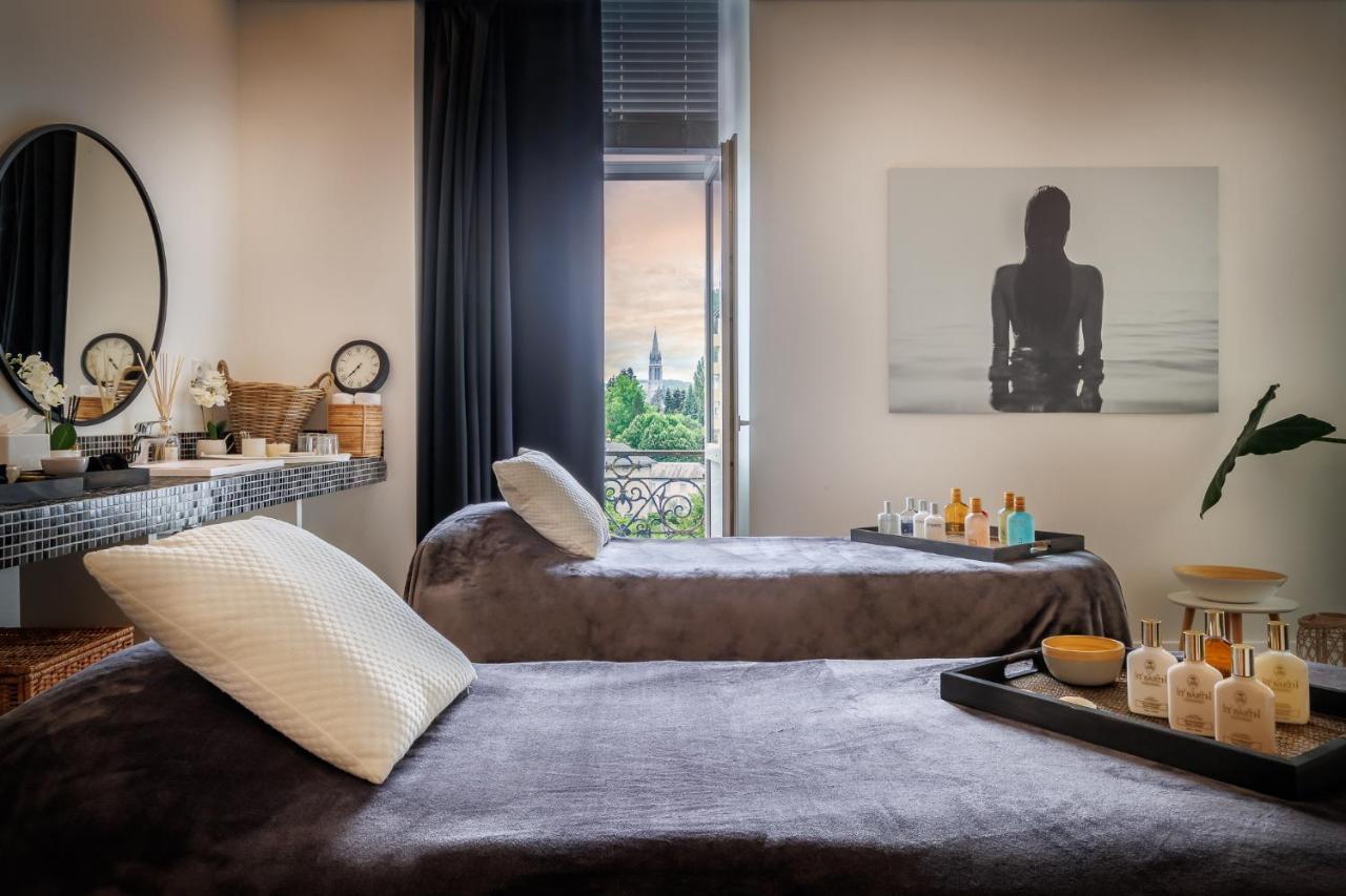Belfry & Spa By Ligne St Barth Lourdes Exterior foto Spa at the Mandarin Oriental Paris
