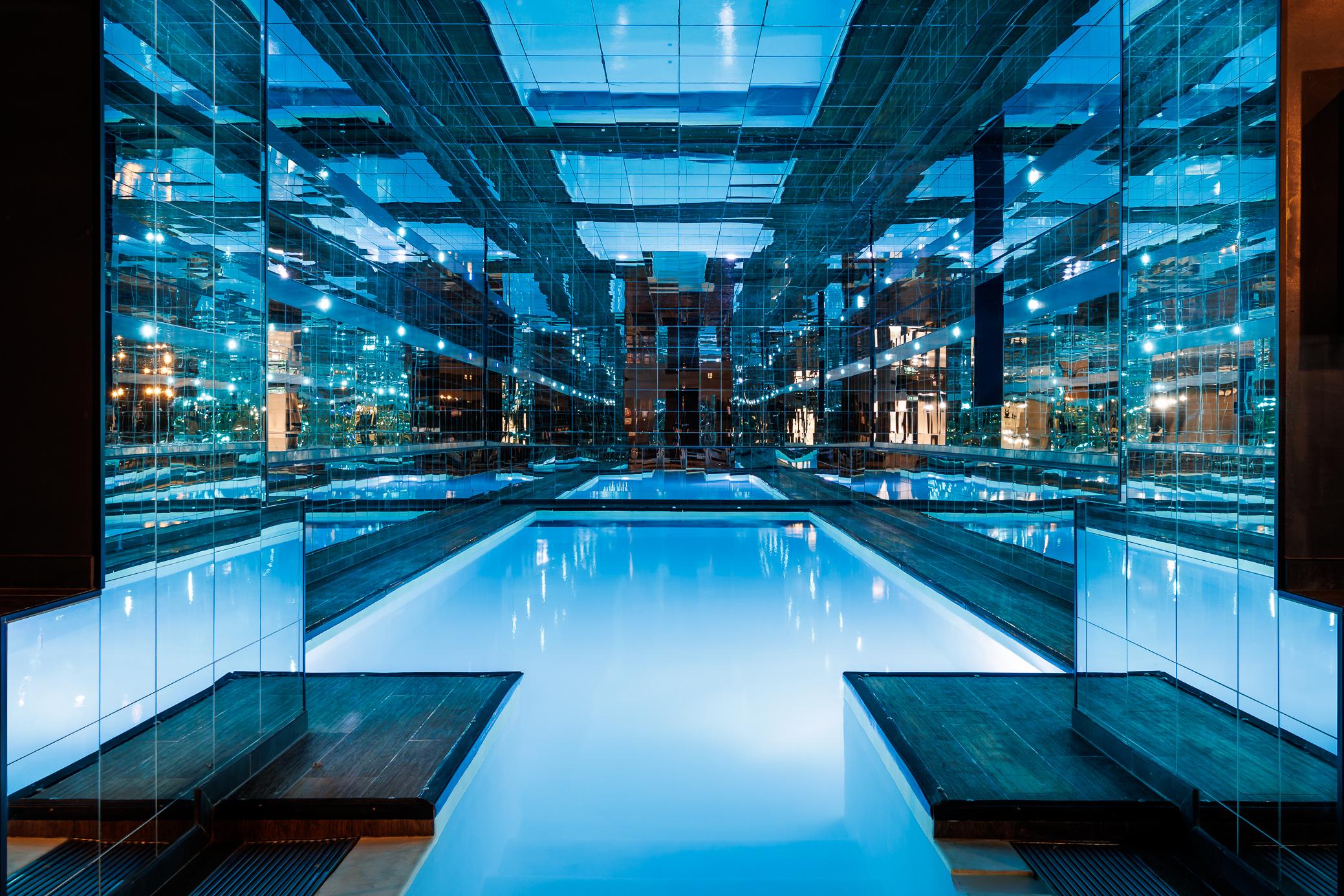 Belfry & Spa By Ligne St Barth Lourdes Exterior foto The pool at the Mira Hong Kong