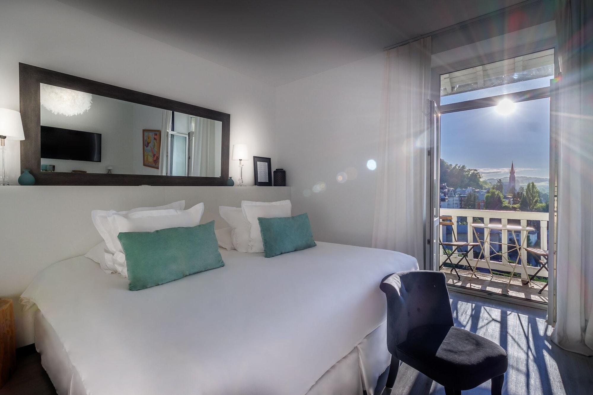 Belfry & Spa By Ligne St Barth Lourdes Exterior foto A room at the hotel