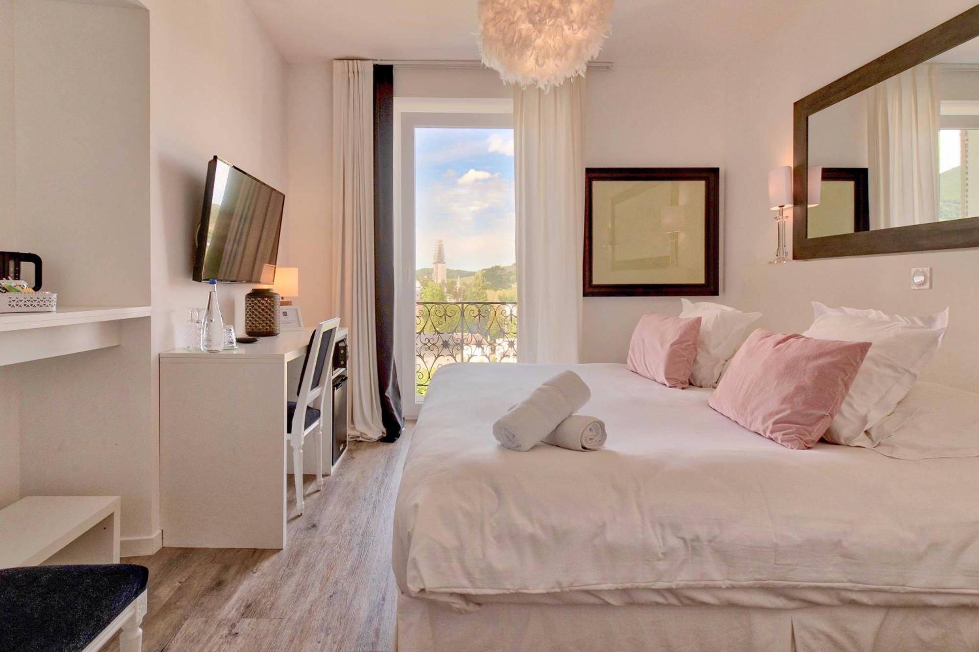 Belfry & Spa By Ligne St Barth Lourdes Exterior foto A room at the hotel